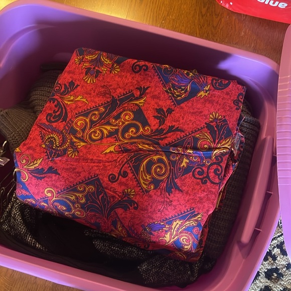 Red and Gold dragon sheets 🐉 ❤️ - Picture 6 of 6